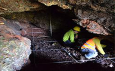 Escavações arqueológicas na Serra Sul, em Carajás